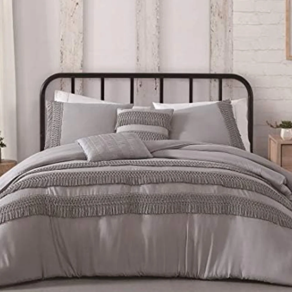 NIP Farm To Home Sanya Collection Queen Size Comforter Set, With Fringe Accents.
